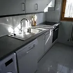 Tena Tourist Apartman Biescas