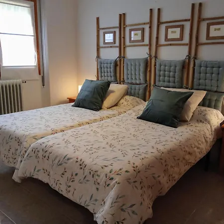 Tena Tourist Biescas (Aragon)