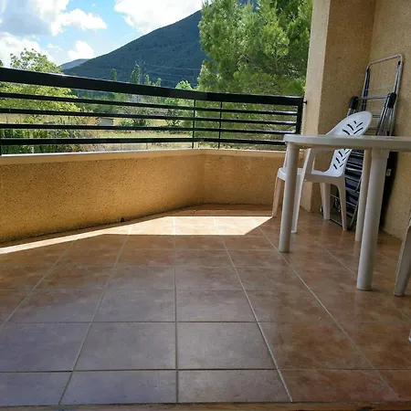 Tena Tourist Lägenhet *