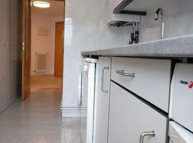 Tena Tourist Lägenhet *